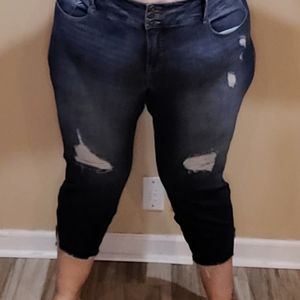 Torrid size 28S jeans